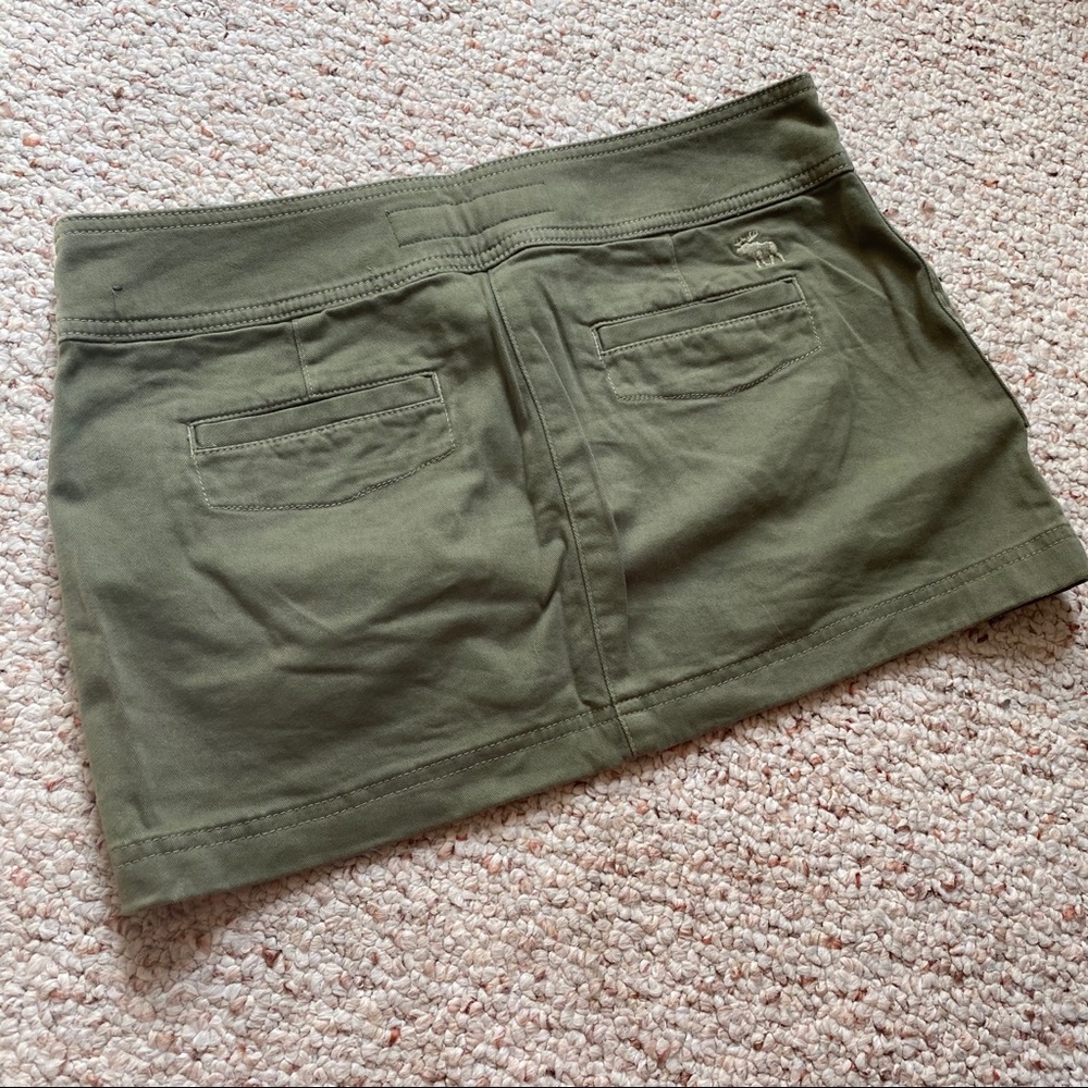 A&F Mini Skirt - Picture 4 of 4